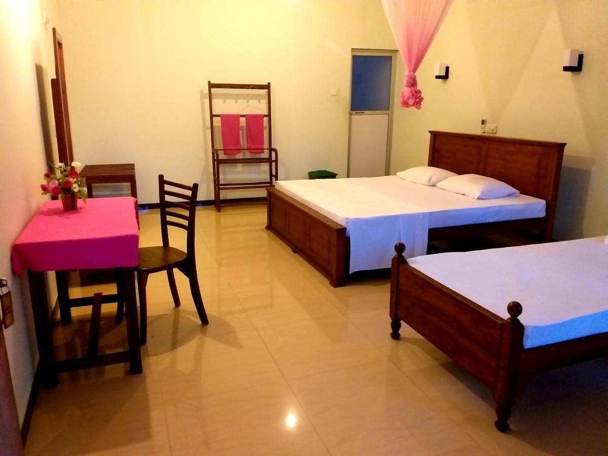 Hotel Tk Green Garden 마타라 외부 사진