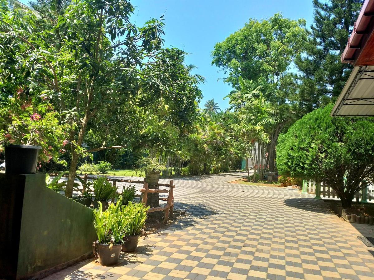 Hotel Tk Green Garden 마타라 외부 사진