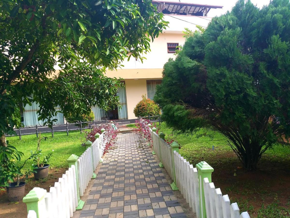 Hotel Tk Green Garden 마타라 외부 사진