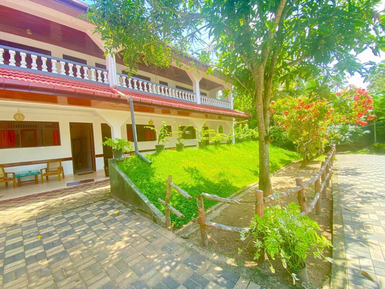 Hotel Tk Green Garden 마타라 외부 사진