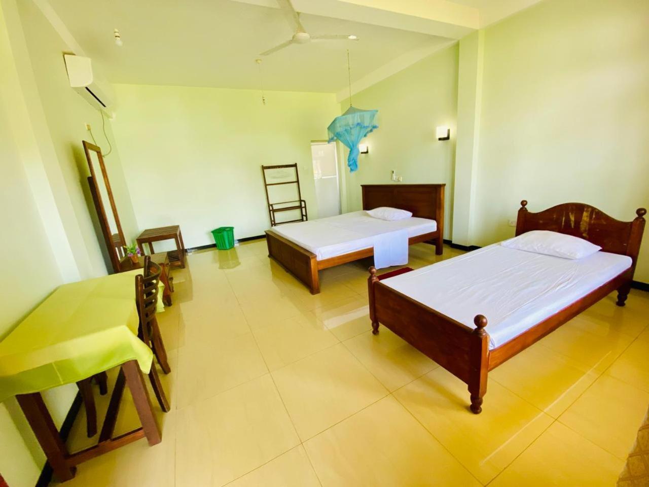 Hotel Tk Green Garden 마타라 외부 사진